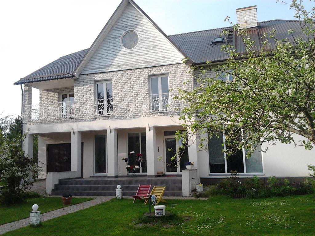 Oti Guesthouse Ταλίν Εξωτερικό φωτογραφία