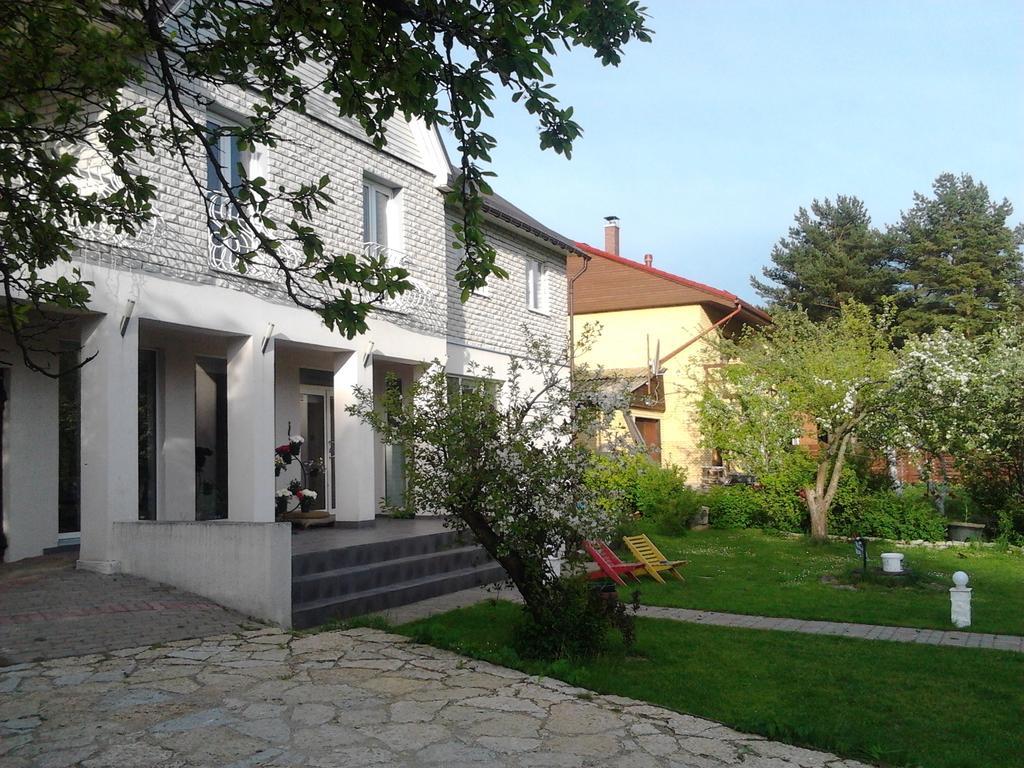 Oti Guesthouse Ταλίν Εξωτερικό φωτογραφία